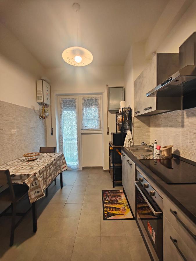 Large Apartment in Garbatella Near the Center of Rome - 3