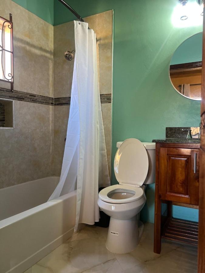 Walk to the beach apartment in Negril 2 bedrooms 2 bathrooms - 3