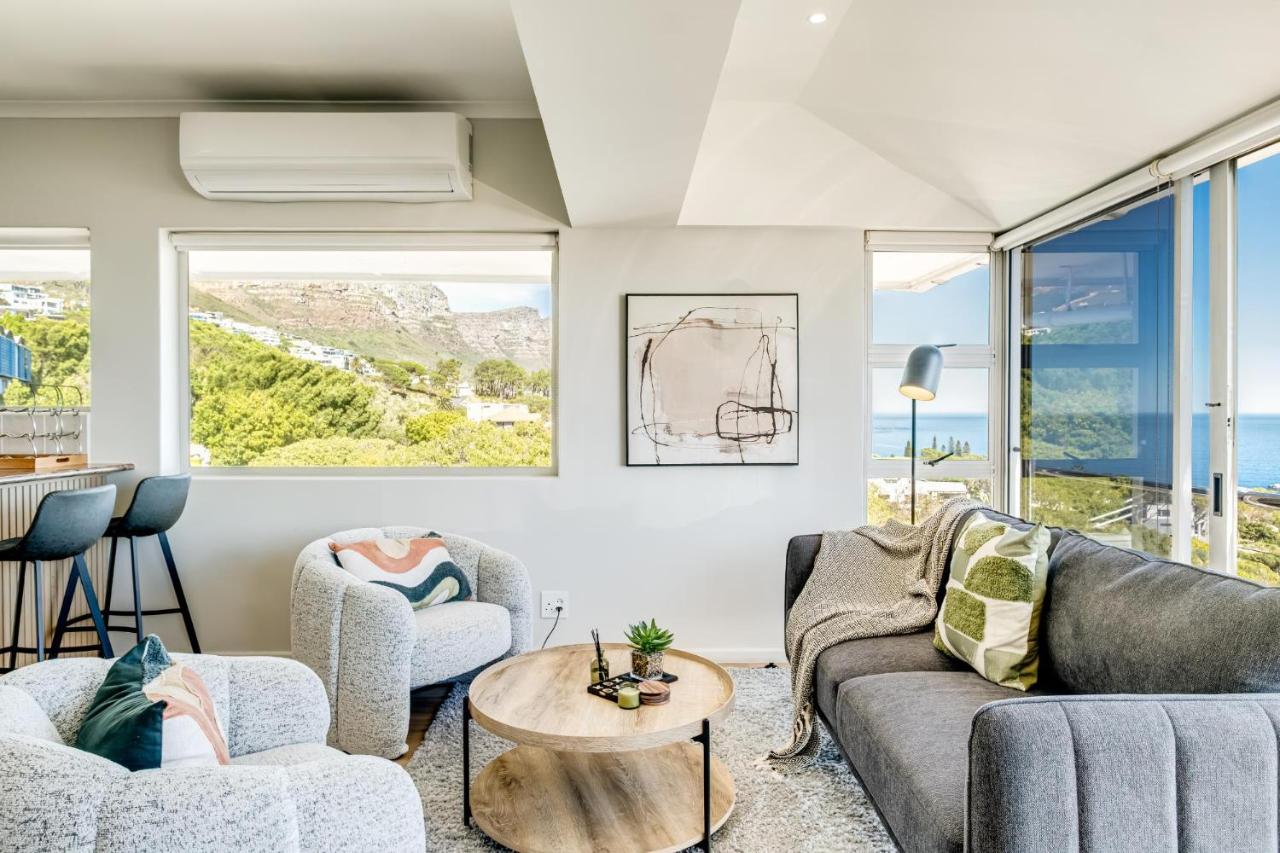 Ocean View 2 bed Apt in Camps Bay Skyline Heights - 5