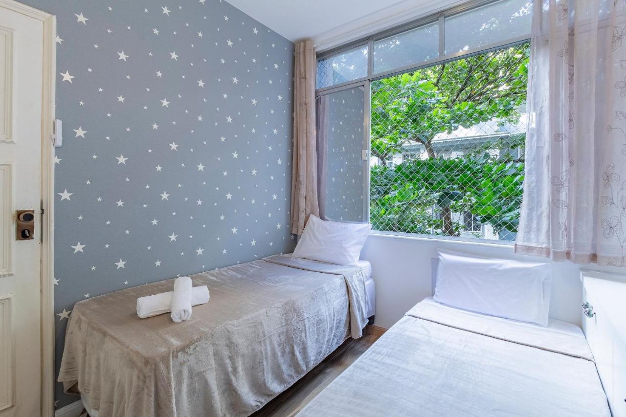 2 min from Copacabana Beach | Spacious & Renovated - 2