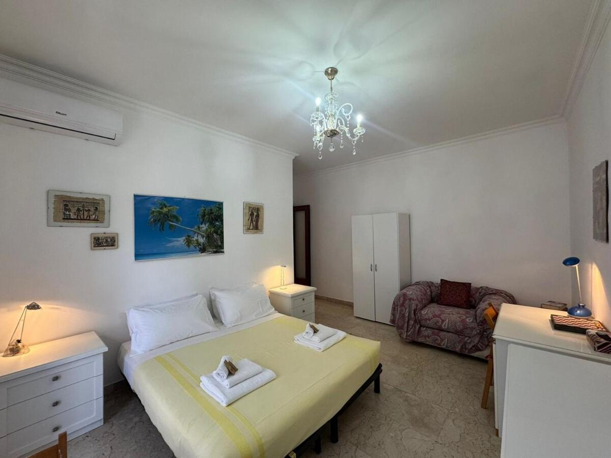 Rome in Retro Style - 2