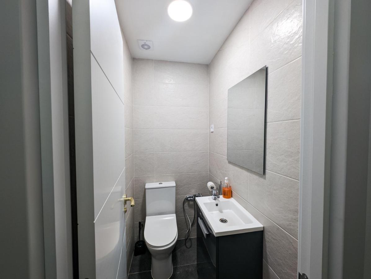 EconomicMalagaRooms - 3