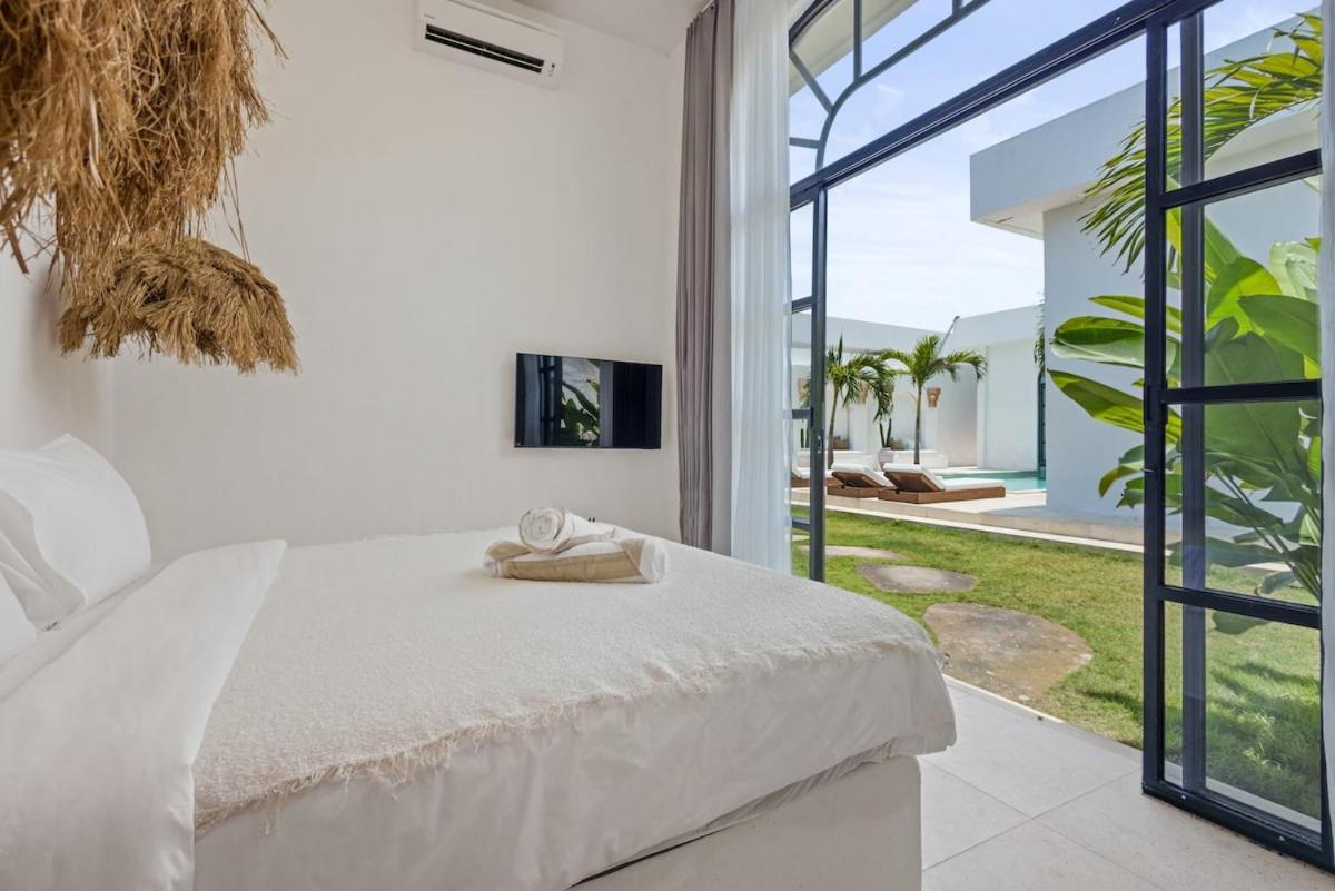 All-White Villa with Pool, Sauna, Firepit & Office - 2