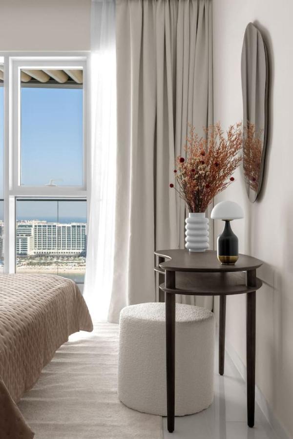 Palm-View 2BR Elie Saab Luxury - 2