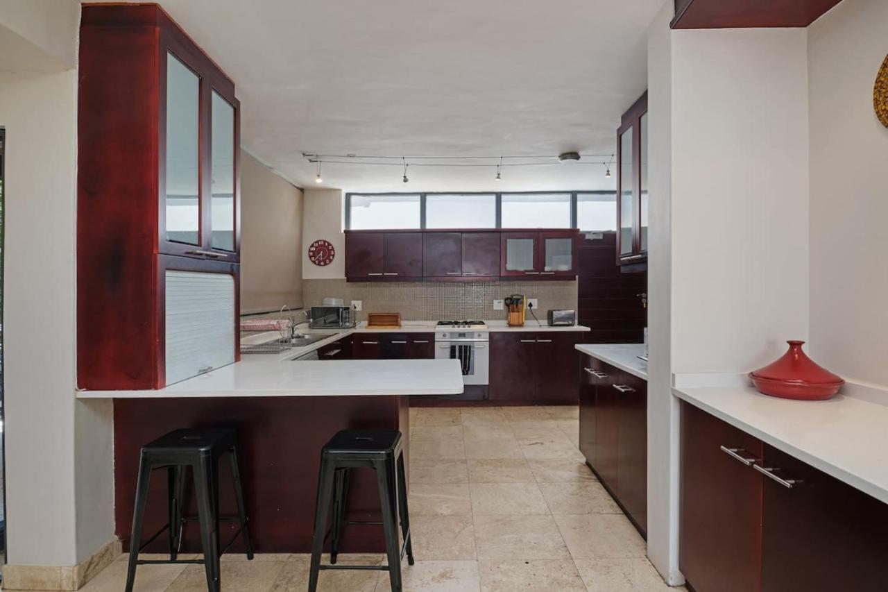 Serviced Villa Backup Power Mountain Sea views - 3