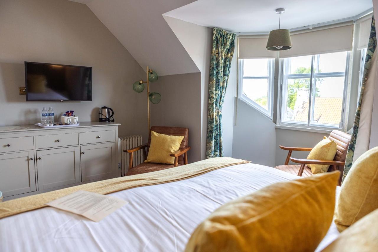 Old Aberlady Inn in Edinburgh - Tradition, Comfort, and Coastal Beauty at Old Aberlady Inn