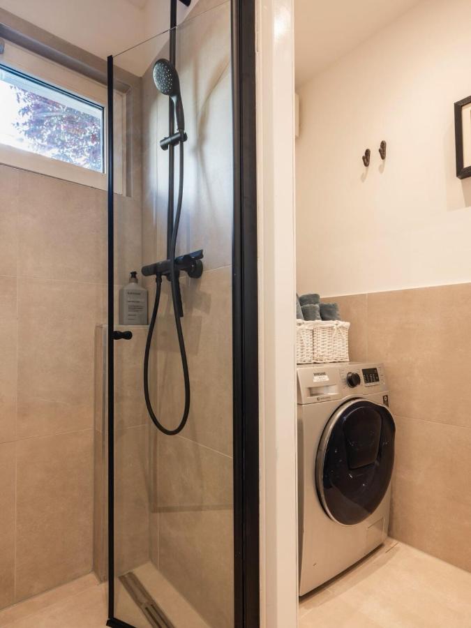 ALEXA Chic Design Apart up to 5 persons - Paid Parking - Superfast Wifi - 3