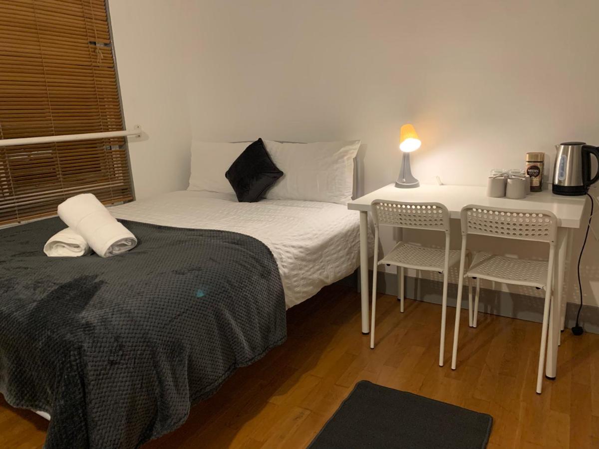 King's Cross Private Suites - 2