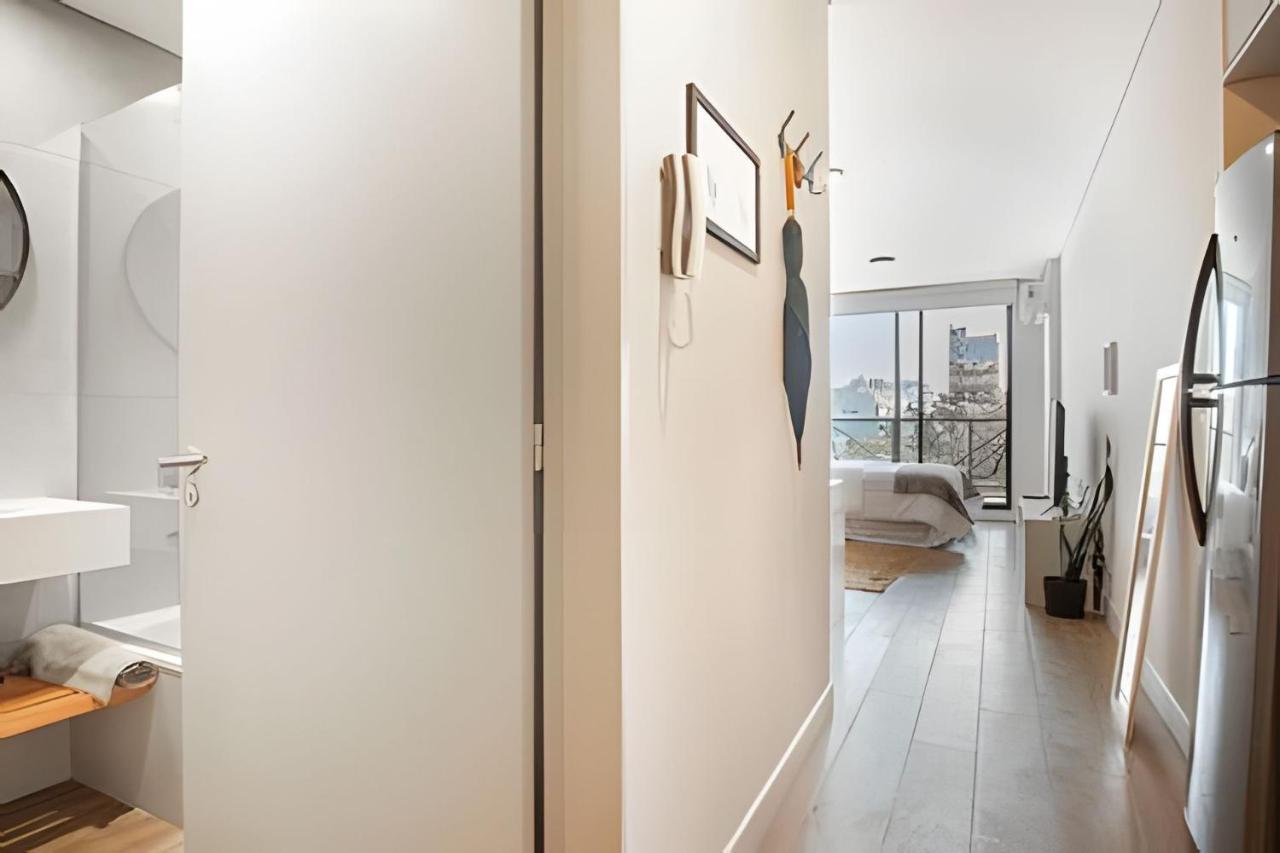 Sunny Studio with Coworking Space, Balcony & Pool - 3