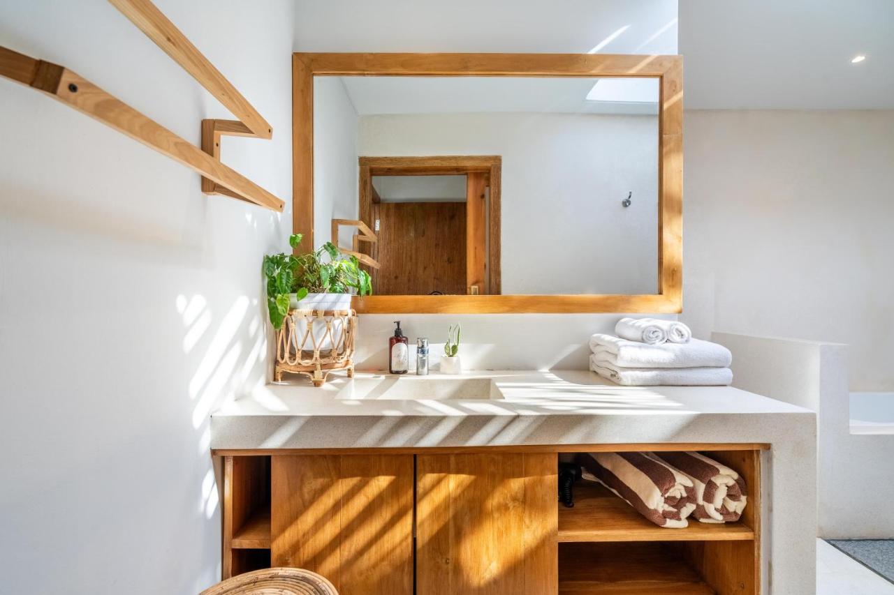 Tropical 3BR Villa Dona 8min to Beach By OriVista - 3