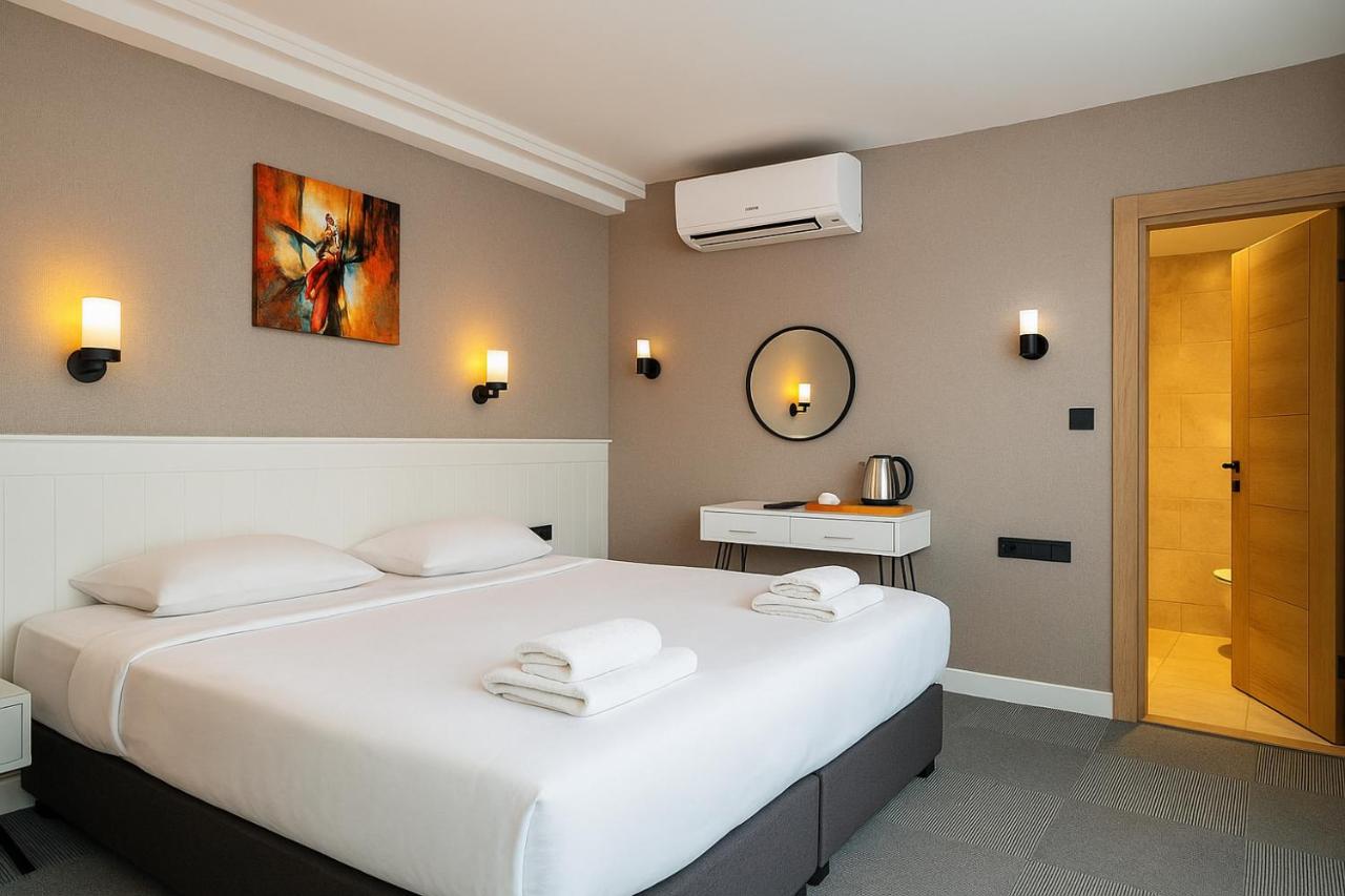 Blue Point Hotel - 2