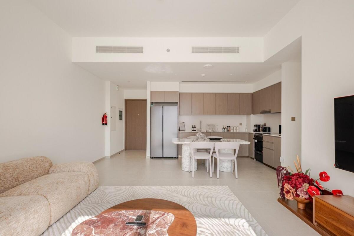 Luxury 2BR Burj Khalifa & Dubai Mall Fountain View - 5