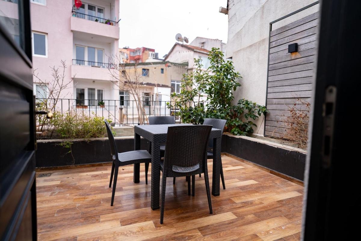 Designed 2BR Rooftop Duplex with Private Terrace - 5