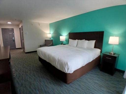 Clairmont Inn & Suites — photo 12