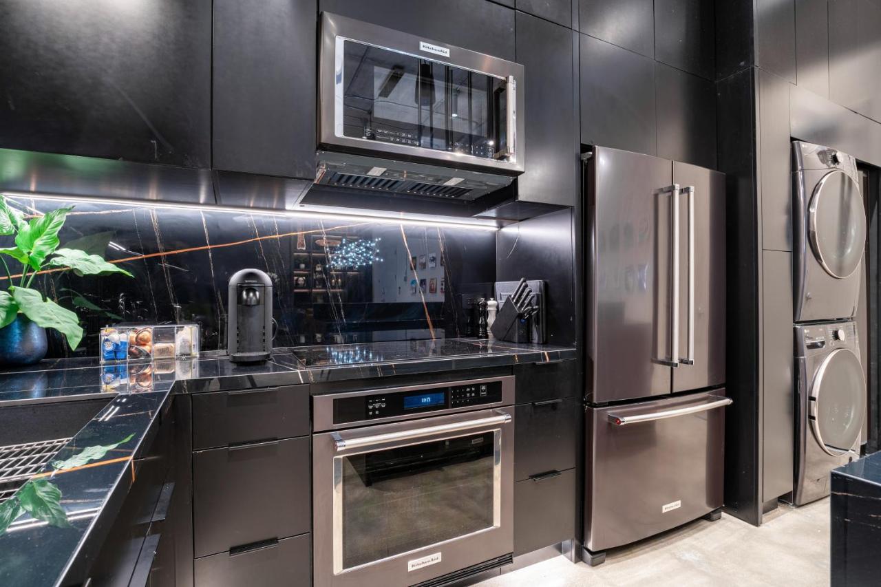 Wynwood Condo, Walk to Restaurants and Nightclubs! - 3