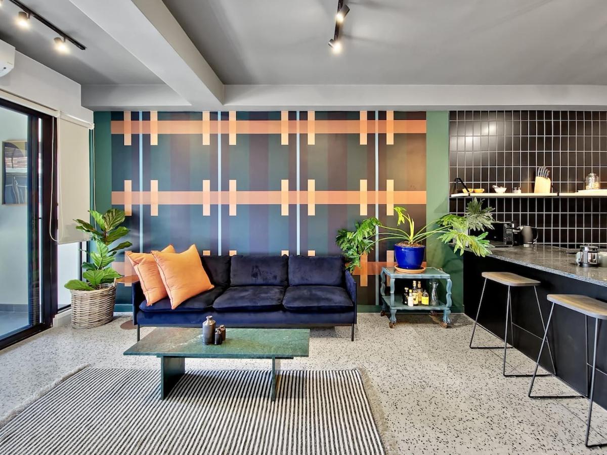 CTICC, secure, hotel type luxury-fast wifi Pool