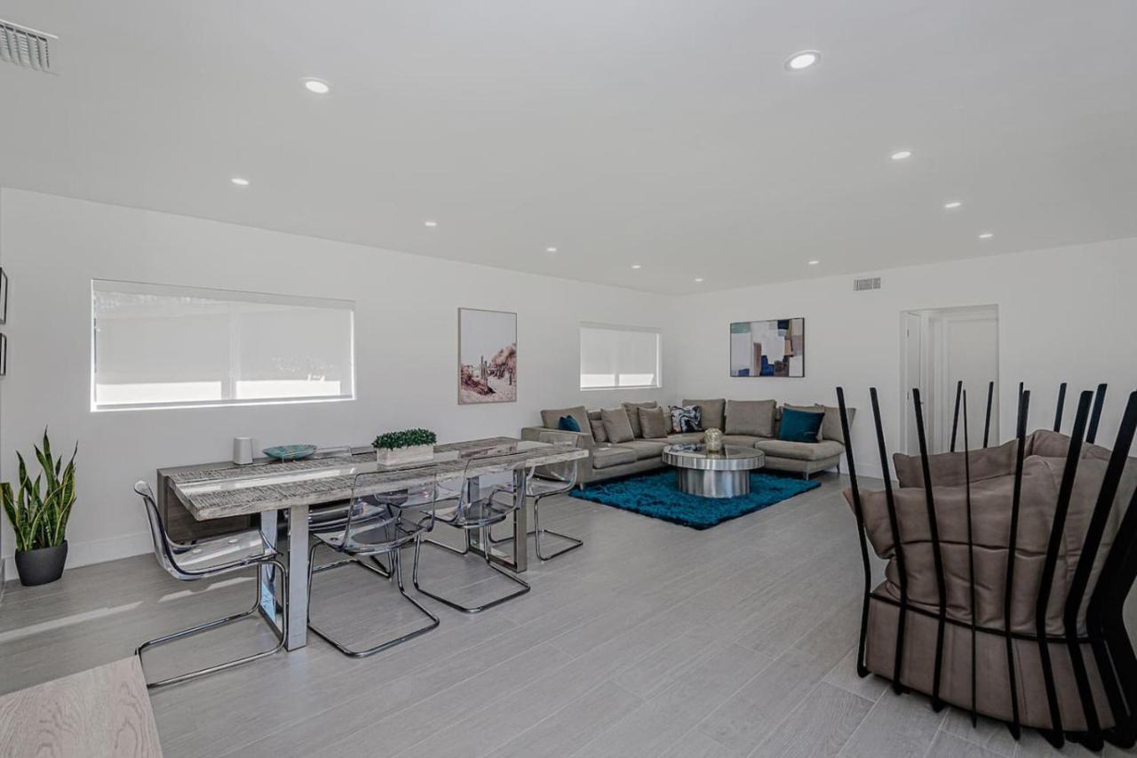 Stylish Apartment at Brickell ,Free Parking