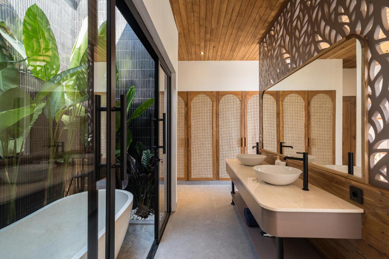 Villa Onyx - Nyang Nyang by Yolla Hospitality - 3