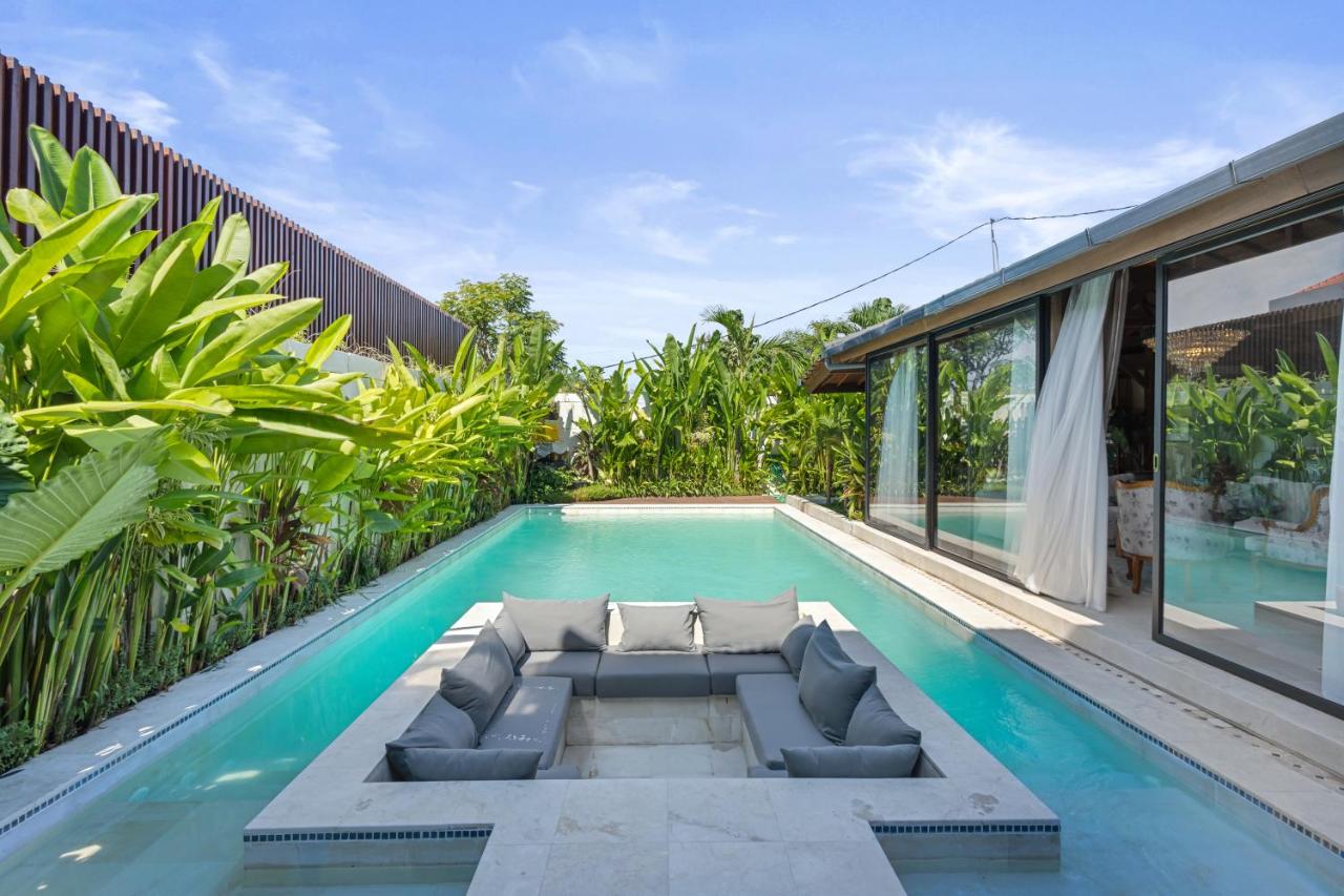 Luxurious Arakana Villa with Pool - 2