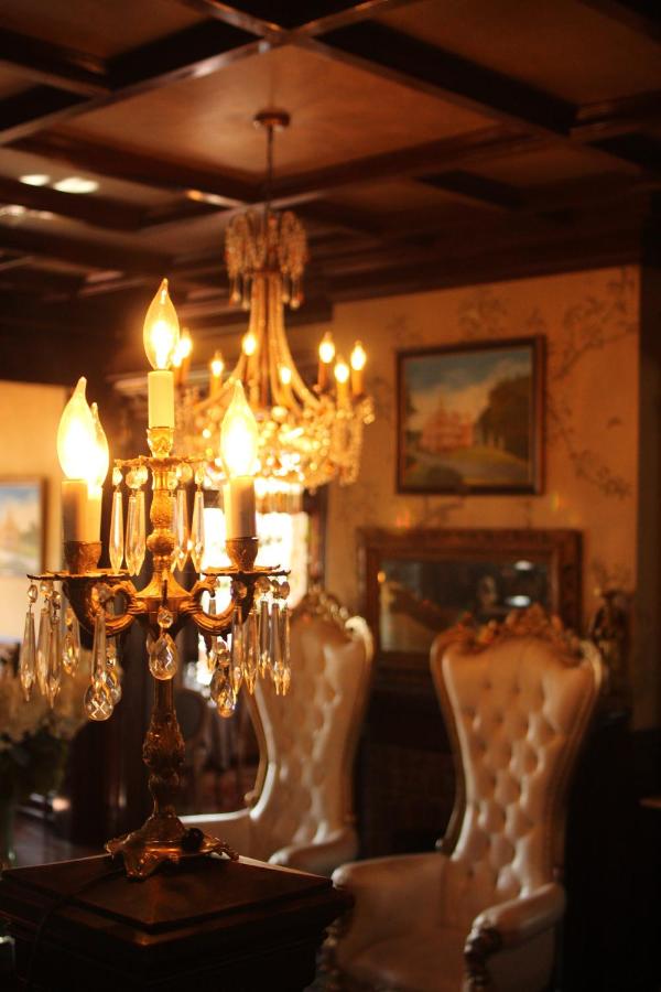 Henderson Castle Inn — photo 24