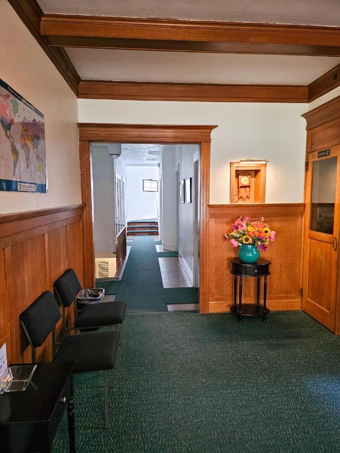 Orange Drive Hostel - 5