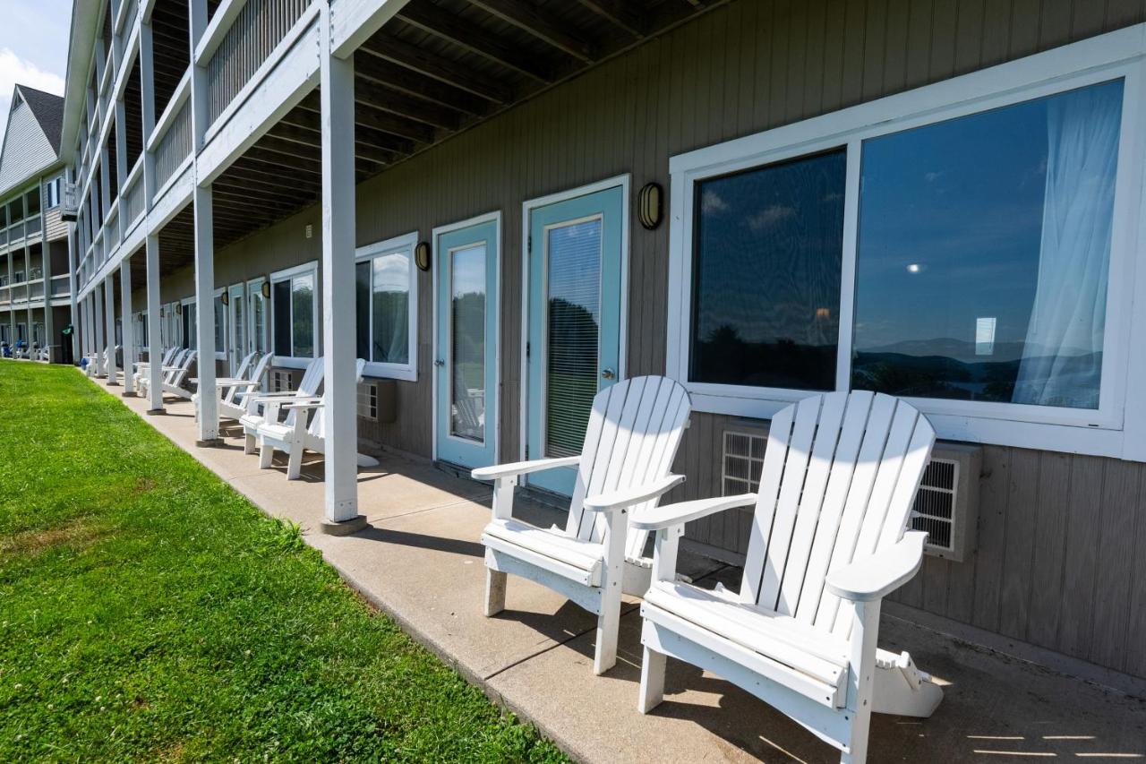 Fireside Inn, Ocean's Edge — photo 21