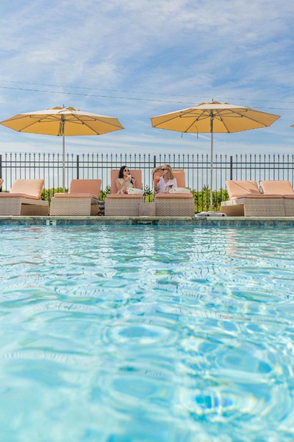 La Mer Beachfront Resort — photo 3