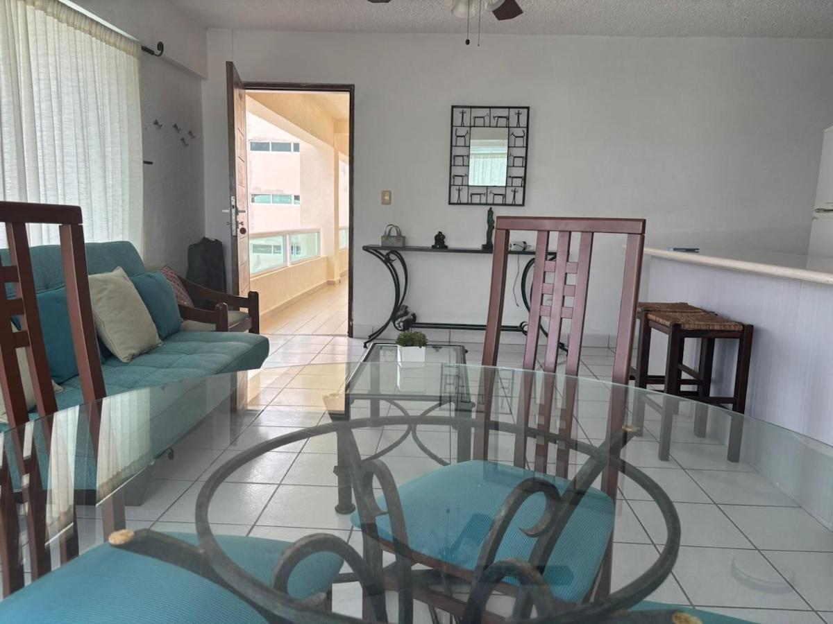 Vista Panorámica y Playa Cercana