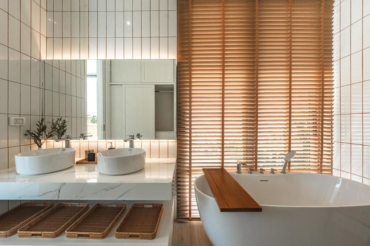 V185 New Modern Villa with Private Pool - 3