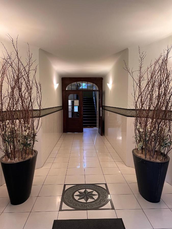Villa 18 Boutique Apartment mit Gartenblick kostenfreies Parken Zoo und Zentrum fußläufig