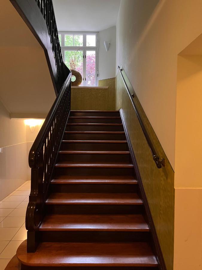 Villa 18 Boutique Apartment mit Gartenblick kostenfreies Parken Zoo und Zentrum fußläufig