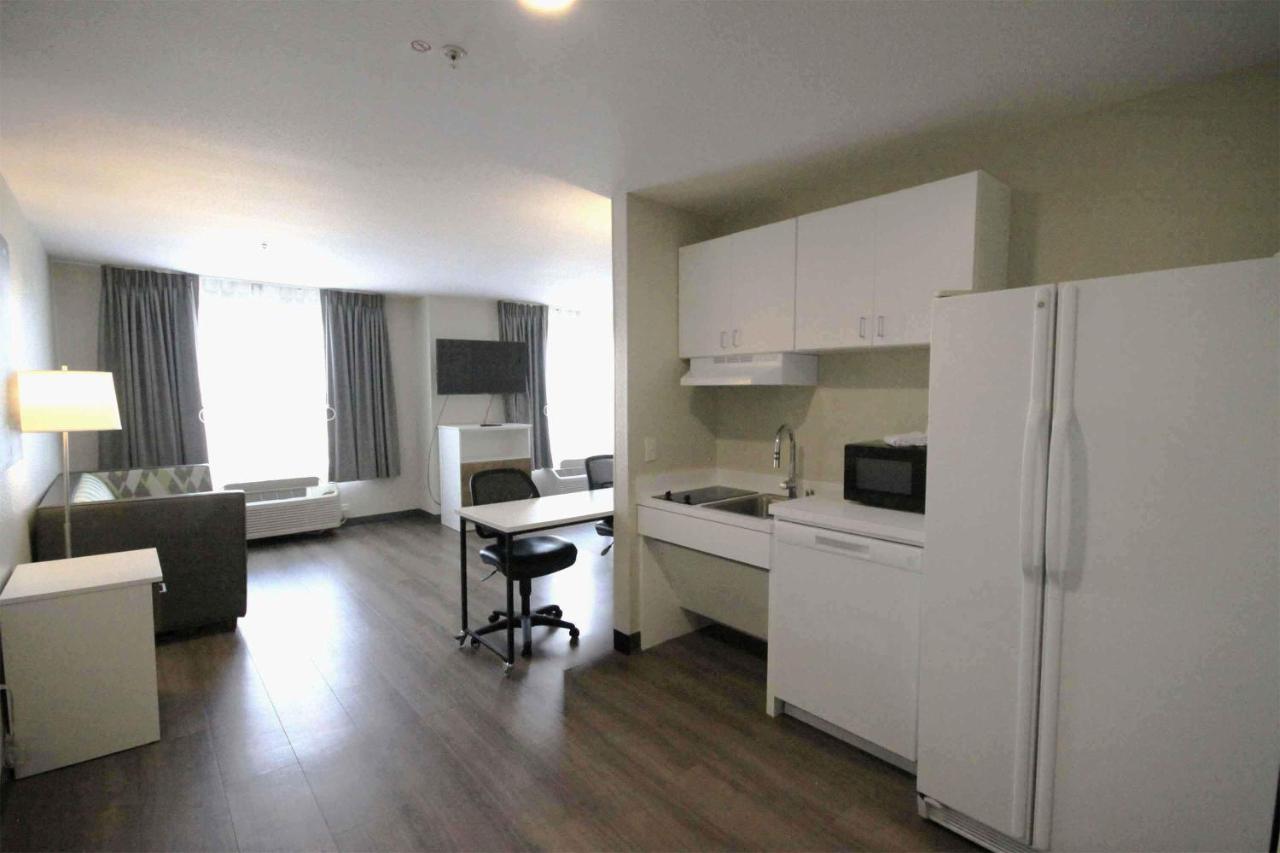 Extended Stay Hotel — photo 20