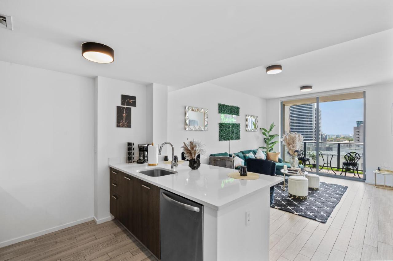 Miami Luxury Suite Infinity Pool - 5