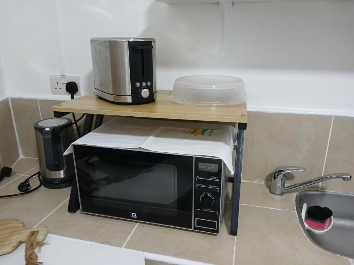 Sun Kiss Retreat - 4