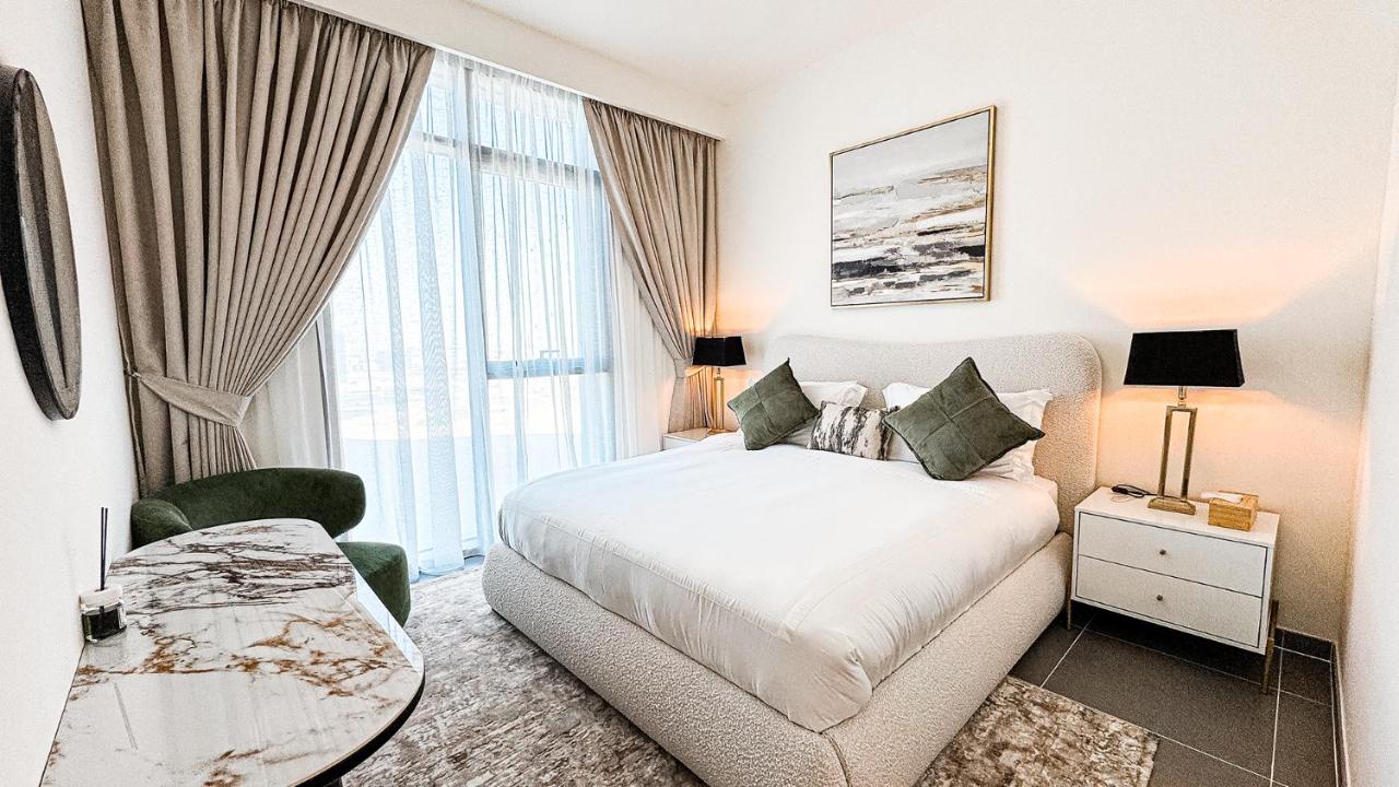 Luxury 2BHK & Lagoon view - 2