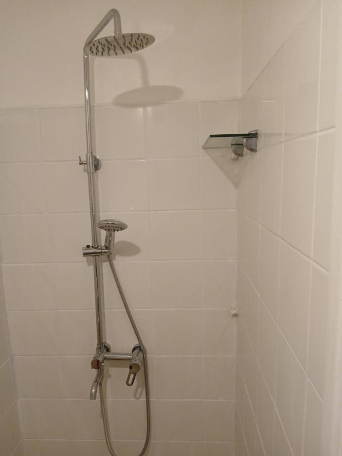 Sun Kiss Retreat - 3