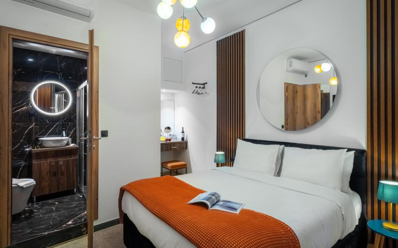Dema Luxury Suites - Romvis - 2