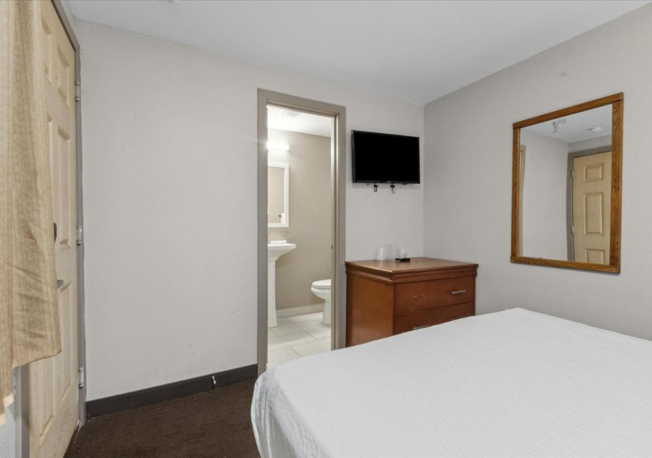Edison Motor Lodge — photo 3