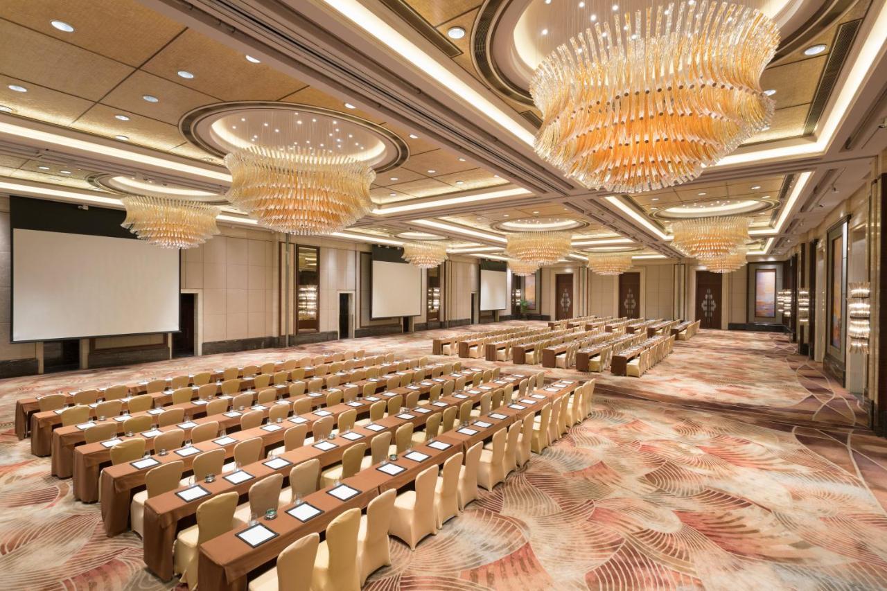 Kerry Hotel Pudong, Shanghai photo