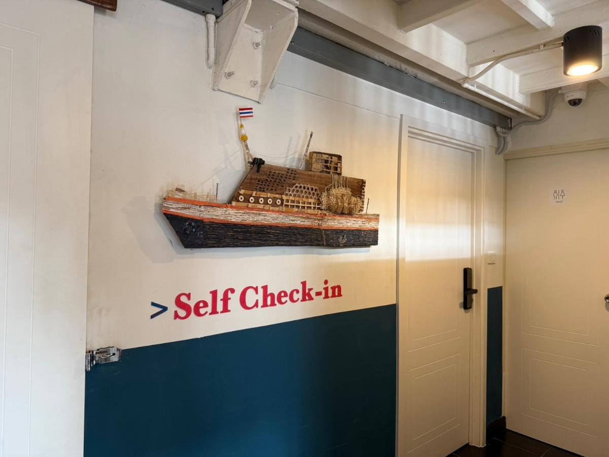 Belivin'98 Sense of Pier Sathorn Residence - 4