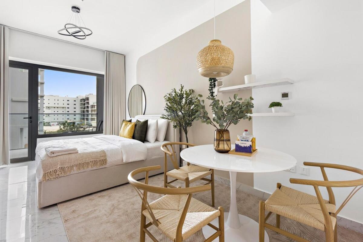 Bright Boho Loft near Yas F1 Circuit & Airport