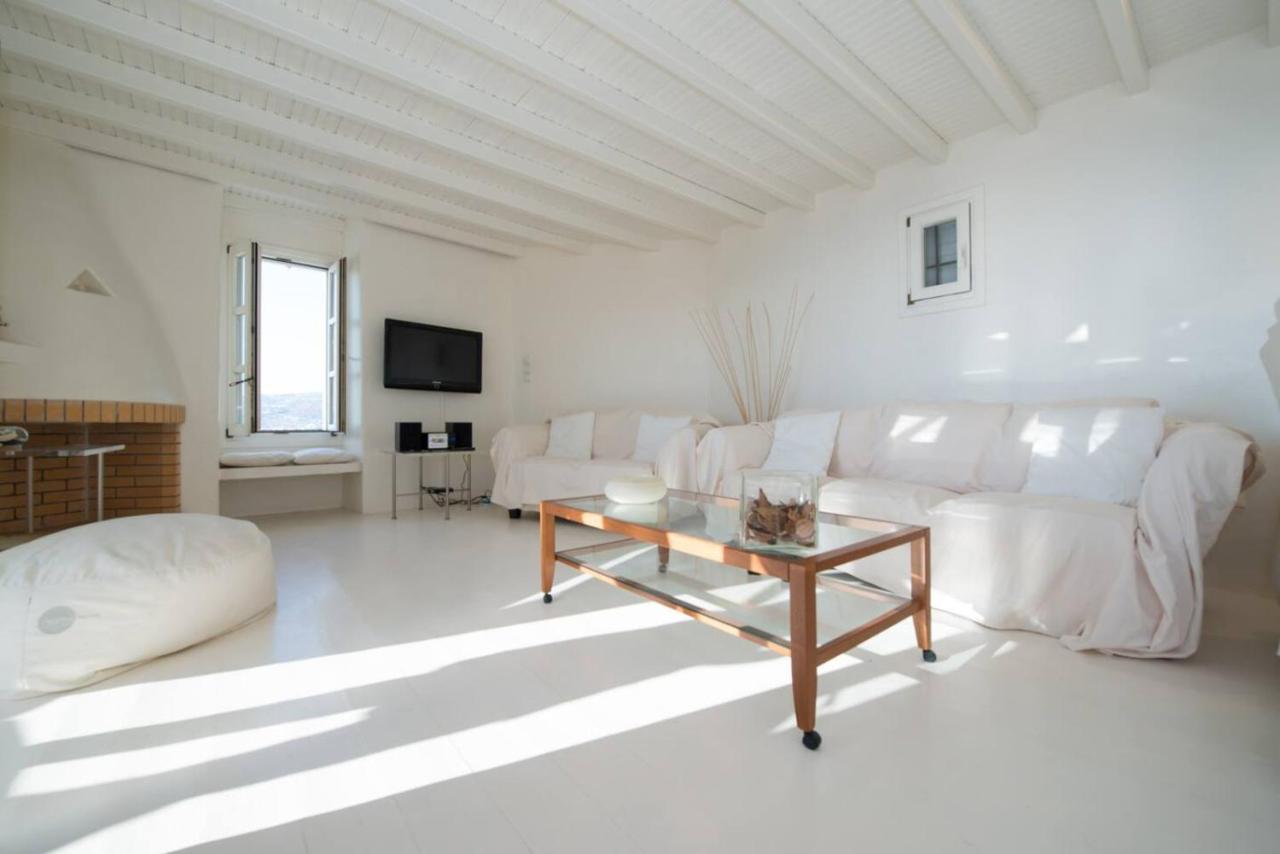 Mykonos 3 Bedroom Villa with Panoramic Sea and Town Views