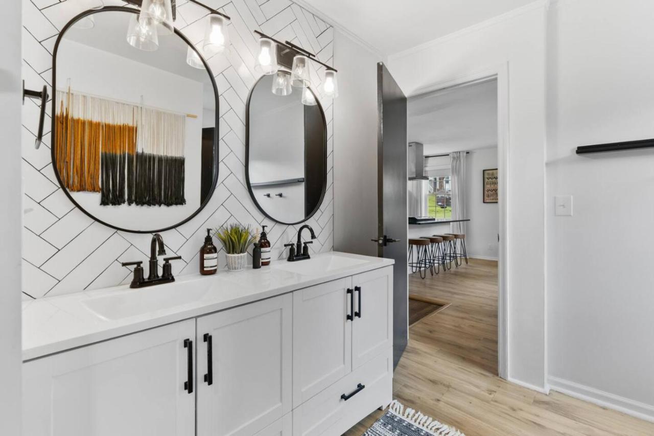 Cozy House in Trendy East Nashville with a Patio and Grill - 3