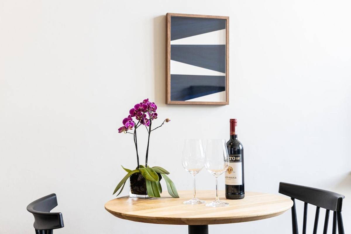 East City Stylish Studio - 3