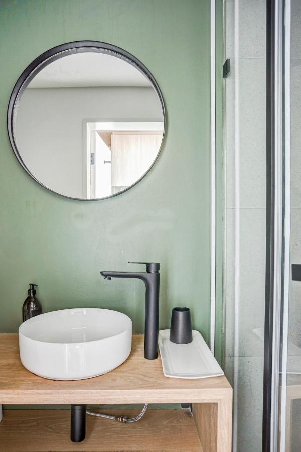 East City Stylish Studio - 4