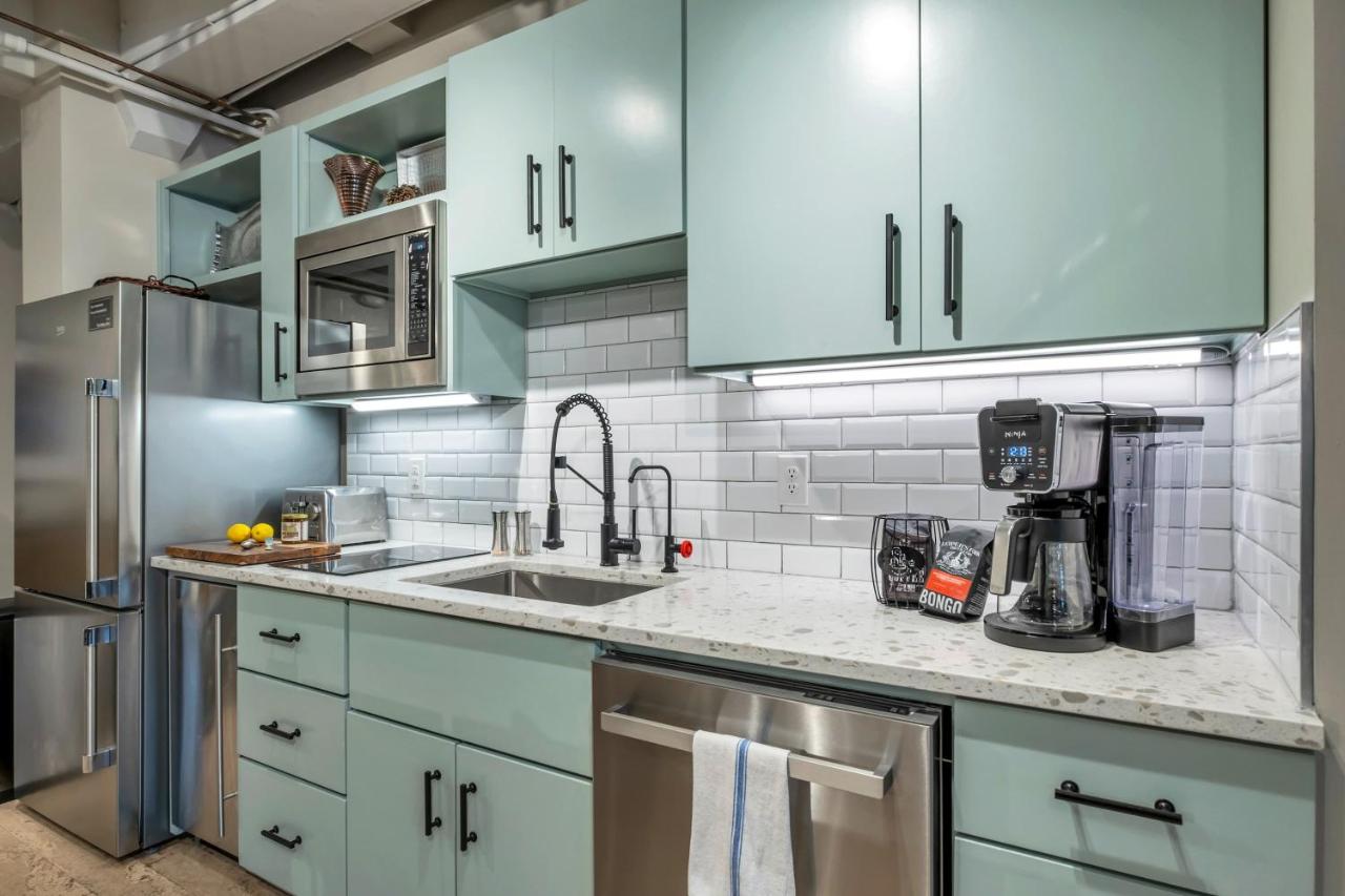 Nashville Honky Tonk Suite 6 BR by Maddox Hotel - 5