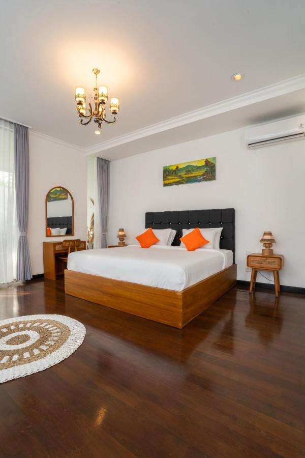 Villa Bali Road House Seminyak - 2