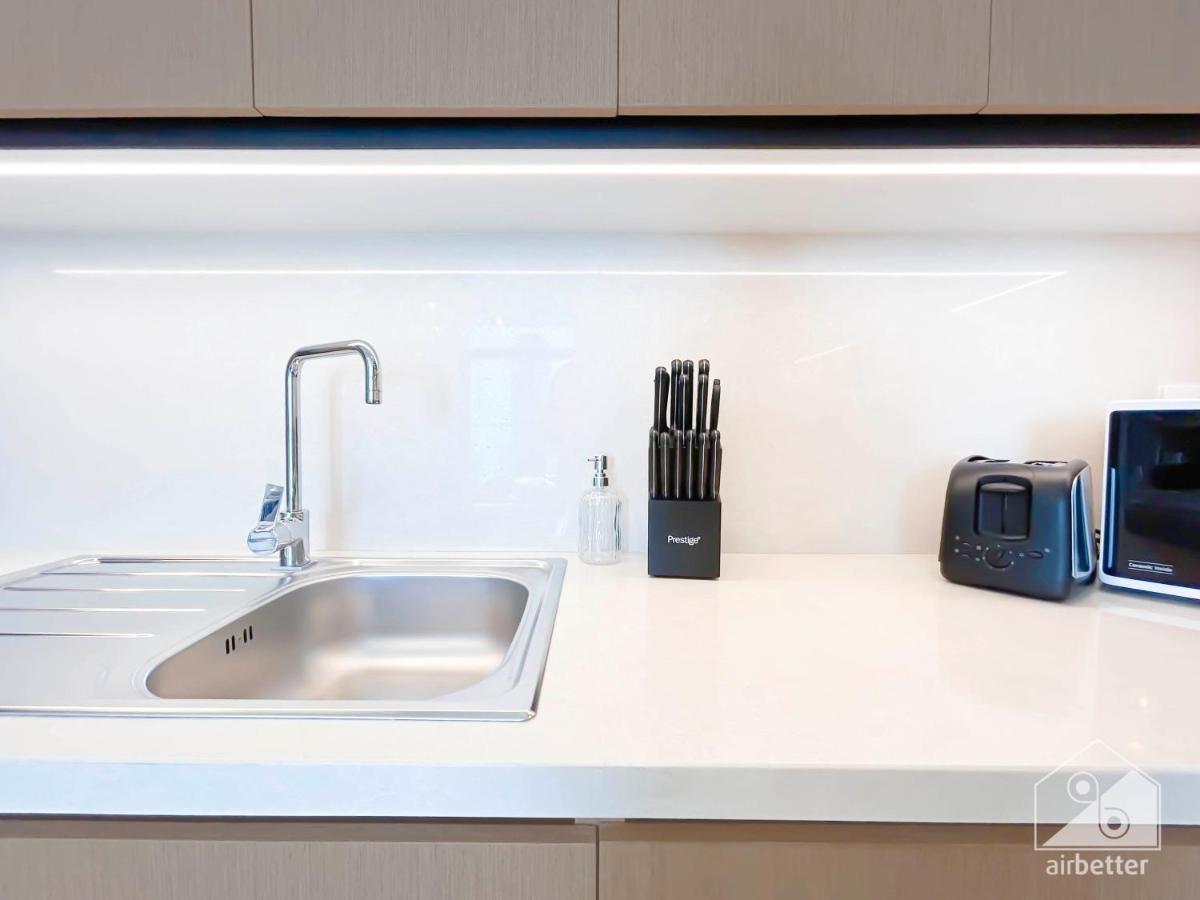 Full Luxury at Burj Crown 2B with City Views - 3