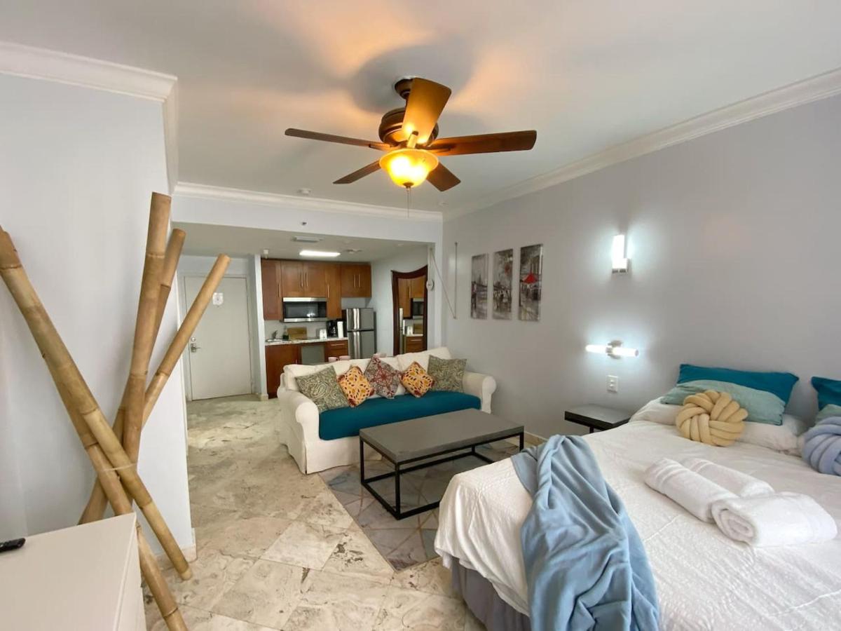 Right on the Beach Ocean Dr Secured Condo 206 - 2