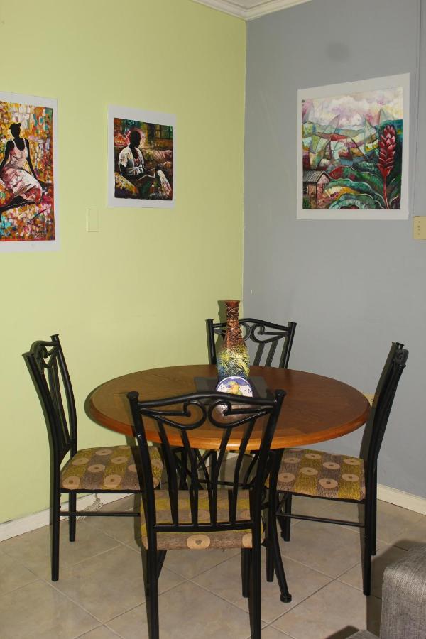 Artist Place Kensington 2BR New Kingston - 3